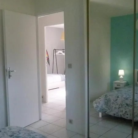 Les Calicots Semesterbostad